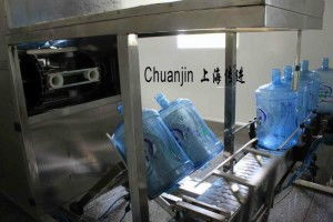 上海傳進廠家供應礦泉水專用輸送設備